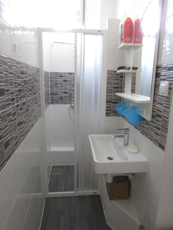 Hostel Ljiljana Póla Szoba fotó