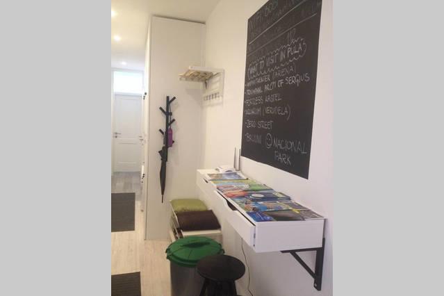 Hostel Ljiljana Póla Kültér fotó